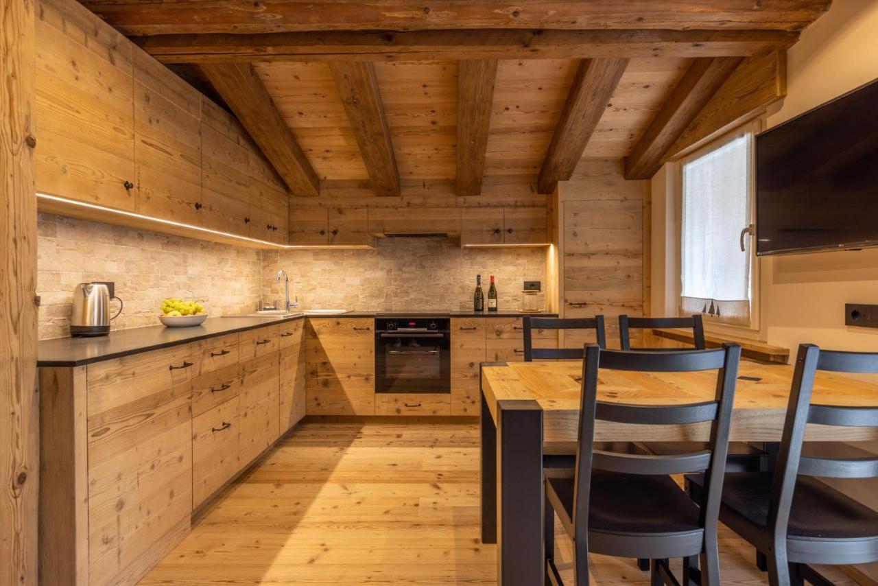 Lino Deluxe Suite Borca di Cadore Bagian luar foto