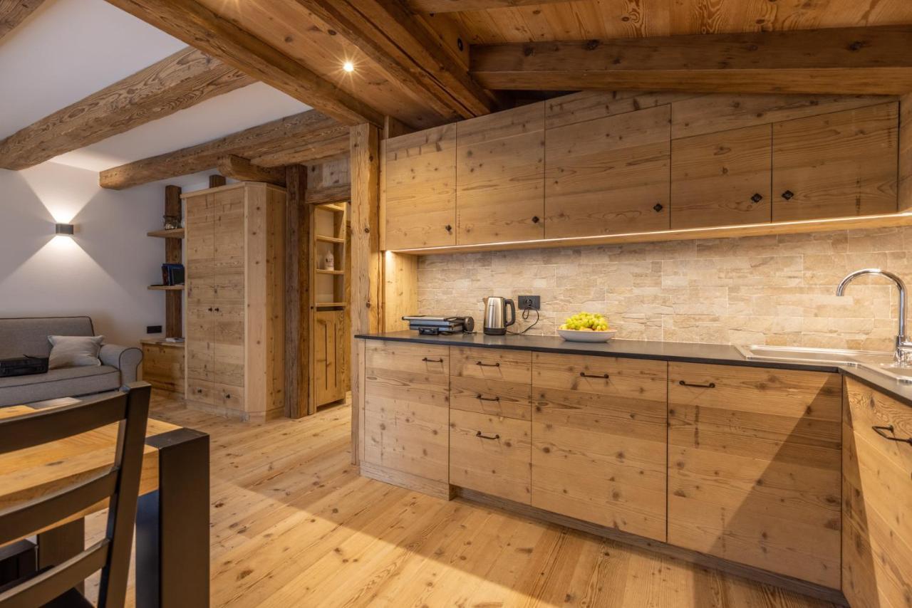 Lino Deluxe Suite Borca di Cadore Bagian luar foto