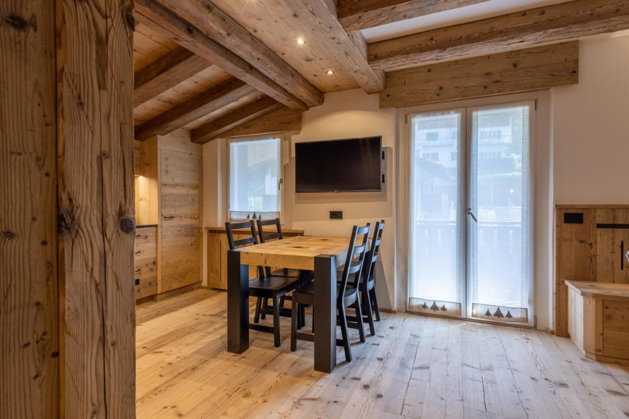 Lino Deluxe Suite Borca di Cadore Bagian luar foto